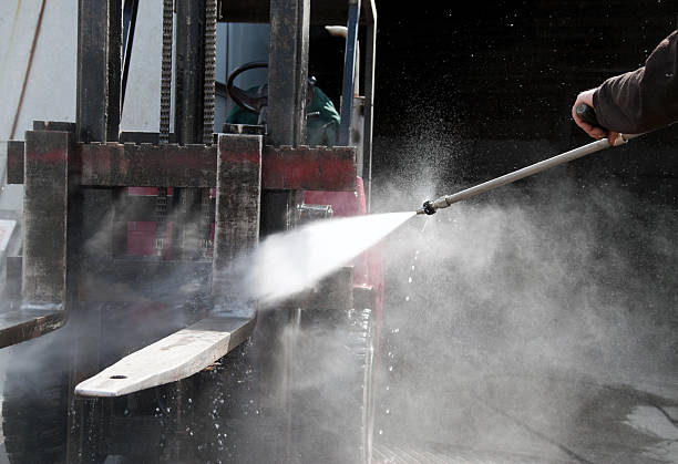 Best Fleet Vehicle Washing  in Surrey, ND